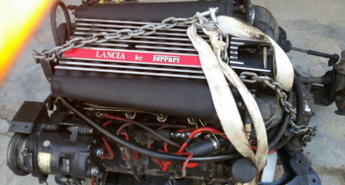 Lancia Thema 8.32 1 serie cat 1988 | In un garage da anni