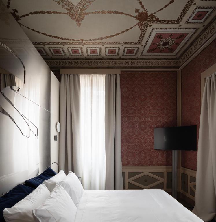 hotel interno marche 3