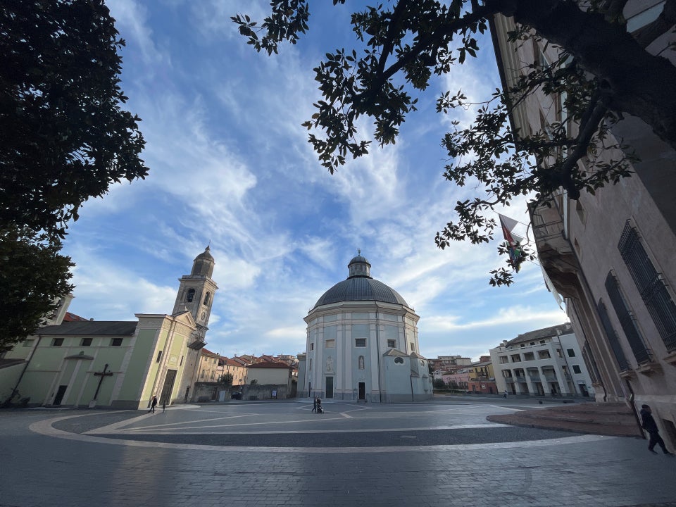 Loano Piazza Italia