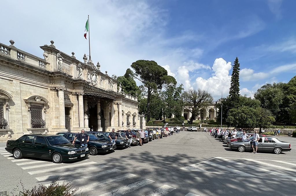 Lancia tra ruote e rotaie l