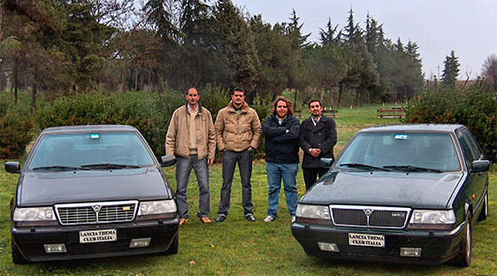 I Soci fondatori del Lancia Thema Club Italia e le loro auto