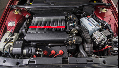Motore della Thema Ferrari 8.32 di Mr Bean
